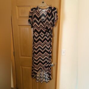 Maurice’s size medium printed high low dress.